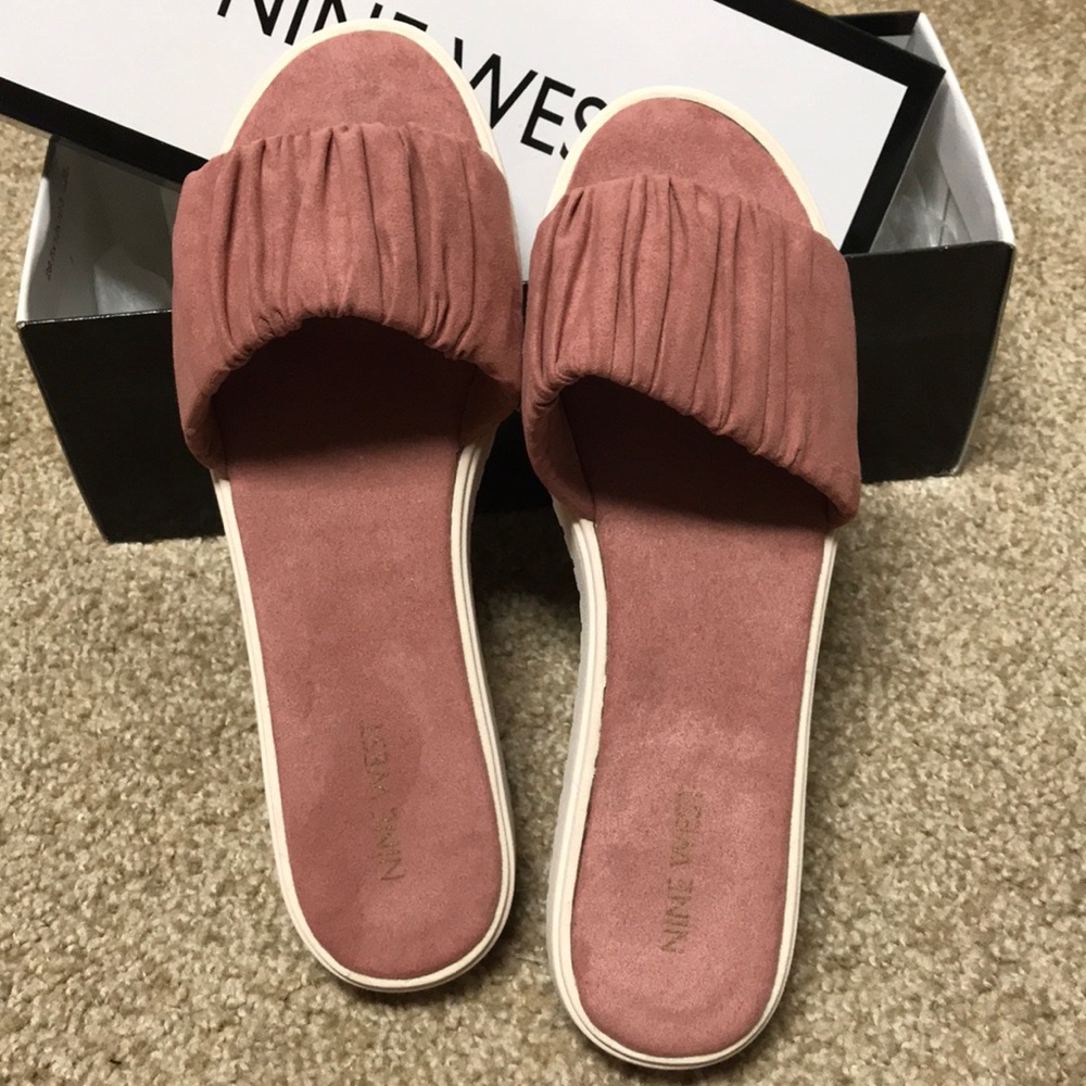BRAND NEW in box Nine West sandals